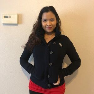 Abercrombie & Fitch Sweater